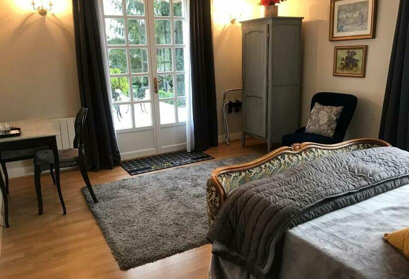 Bed and Breakfast La Tour De Saint Cyr