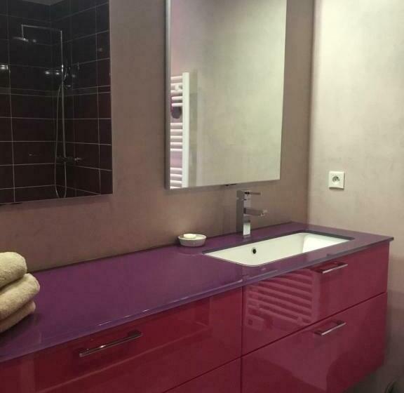 مبيت وإفطار Le Mas Des Platanes