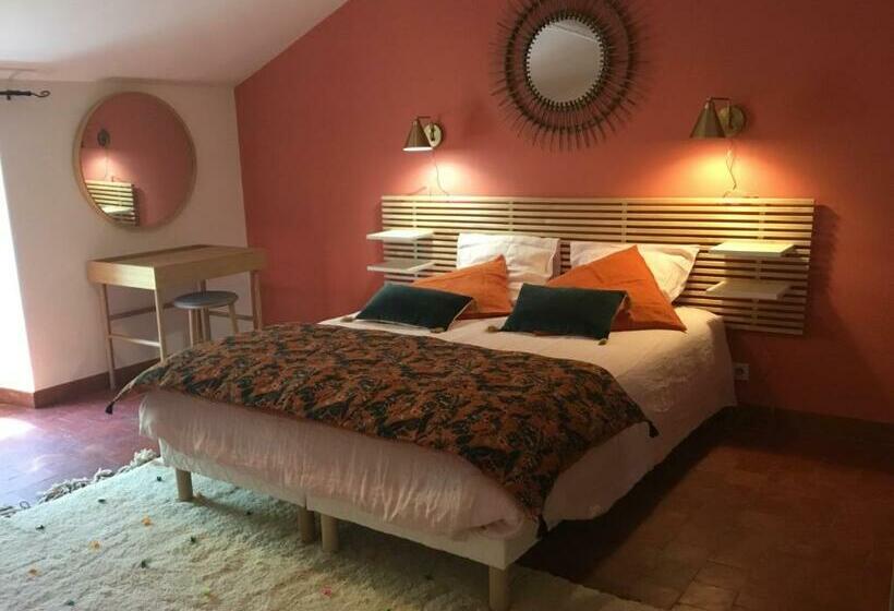 مبيت وإفطار Le Mas Des Platanes