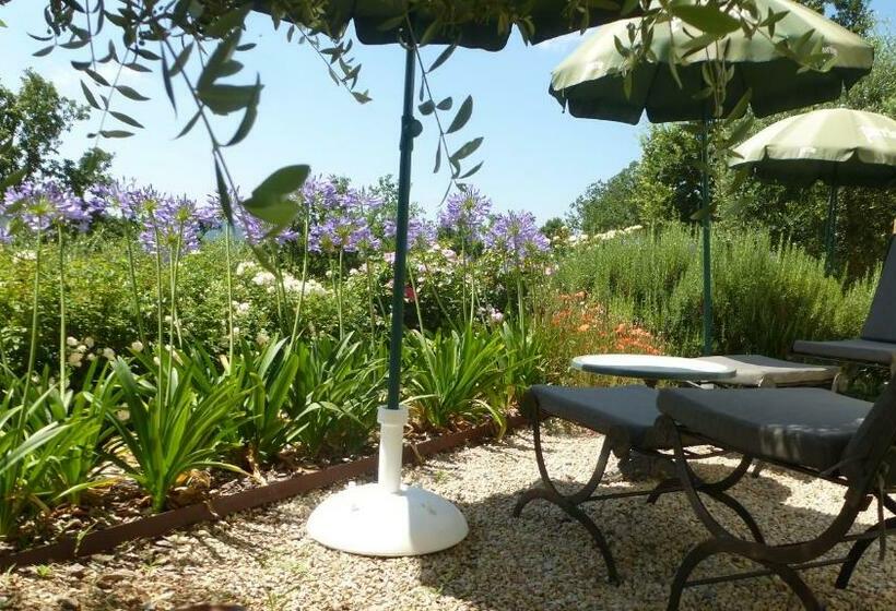 مبيت وإفطار Le Vallon Des Oliviers