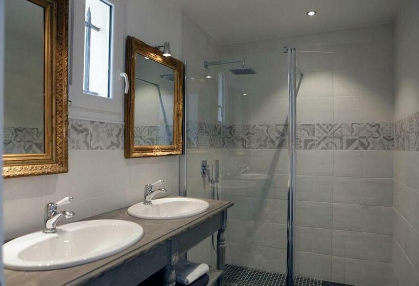 مبيت وإفطار Le Vallon Des Oliviers