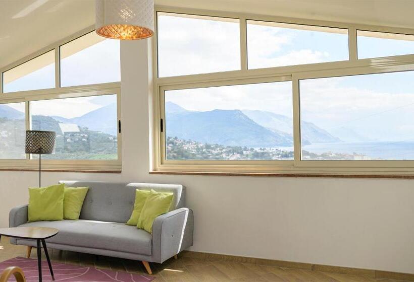 ベッドアンドブレックファースト Le Voyageur Cilento