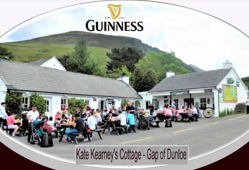 ベッドアンドブレックファースト Leabrook House