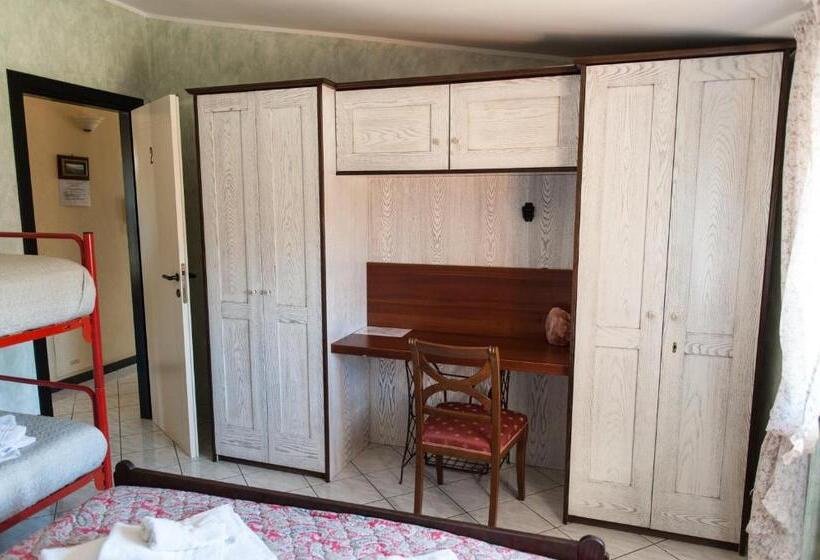 تختخواب و صبحانه Beb Le Frattocchie