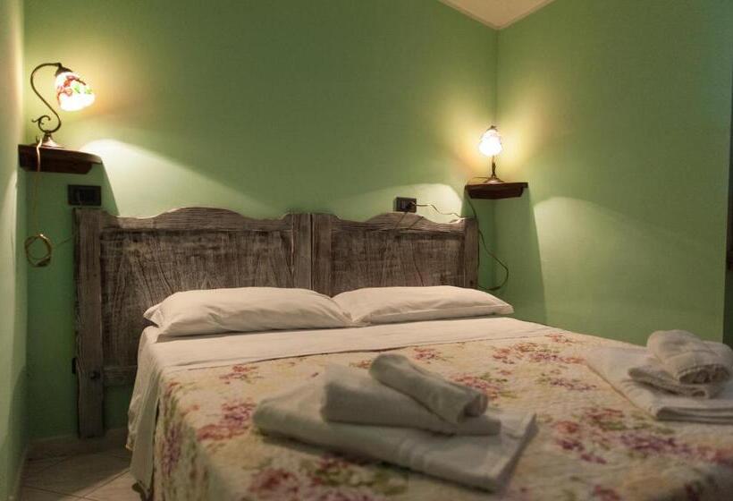 تختخواب و صبحانه Beb Le Frattocchie