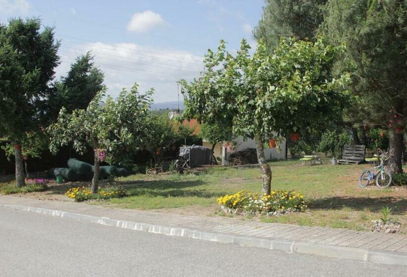 Bed and Breakfast Quartos Em Vivenda Serra Da Estrela