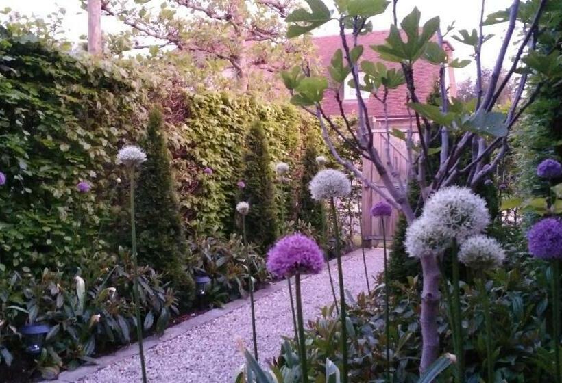 Bed and Breakfast T Voske