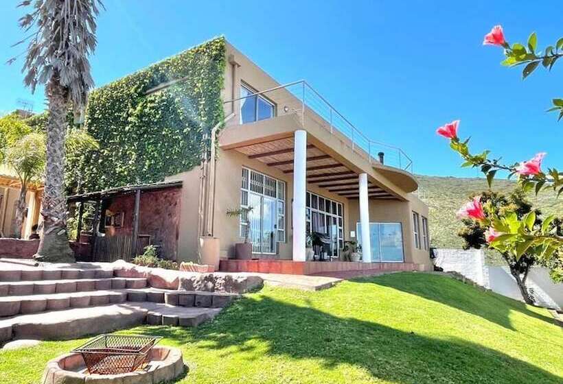 مبيت وإفطار The Magic Manor