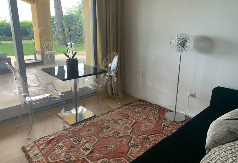 تختخواب و صبحانه Tra Gli Alberi E Il Mare