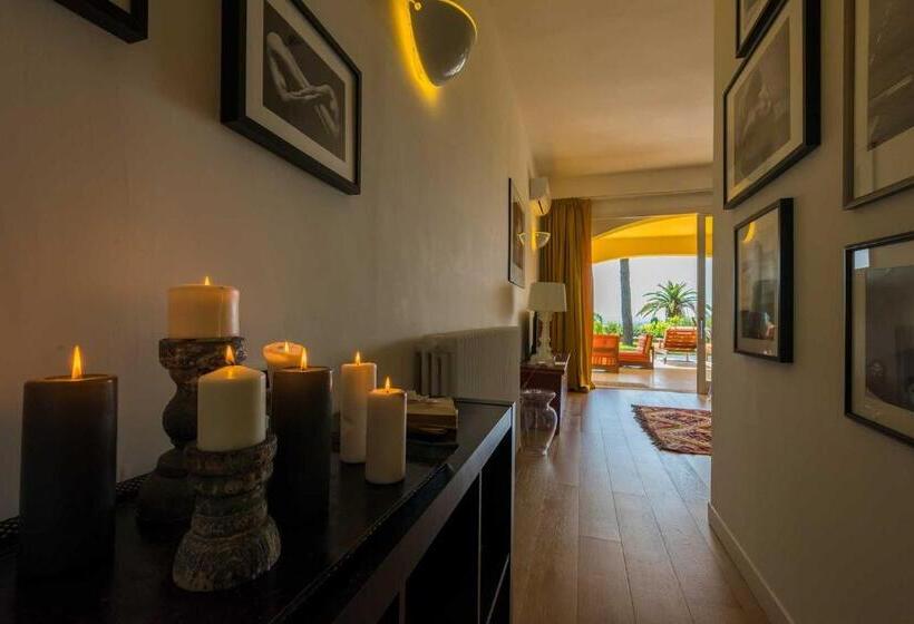 تختخواب و صبحانه Tra Gli Alberi E Il Mare