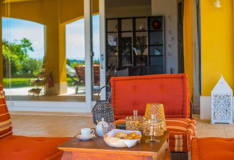 تختخواب و صبحانه Tra Gli Alberi E Il Mare