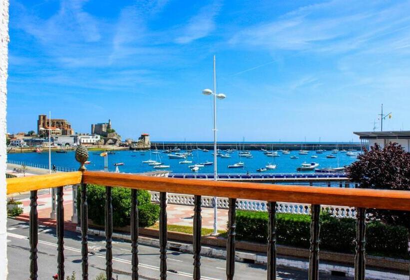 تختخواب و صبحانه Villa Floren Castro Urdiales