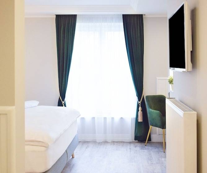 Donau Lodge Boardinghouse