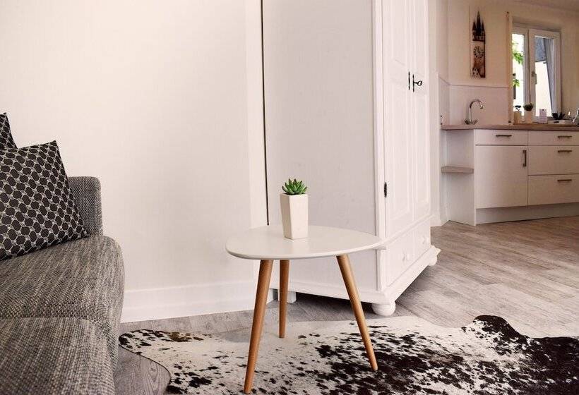 Donau Lodge Boardinghouse