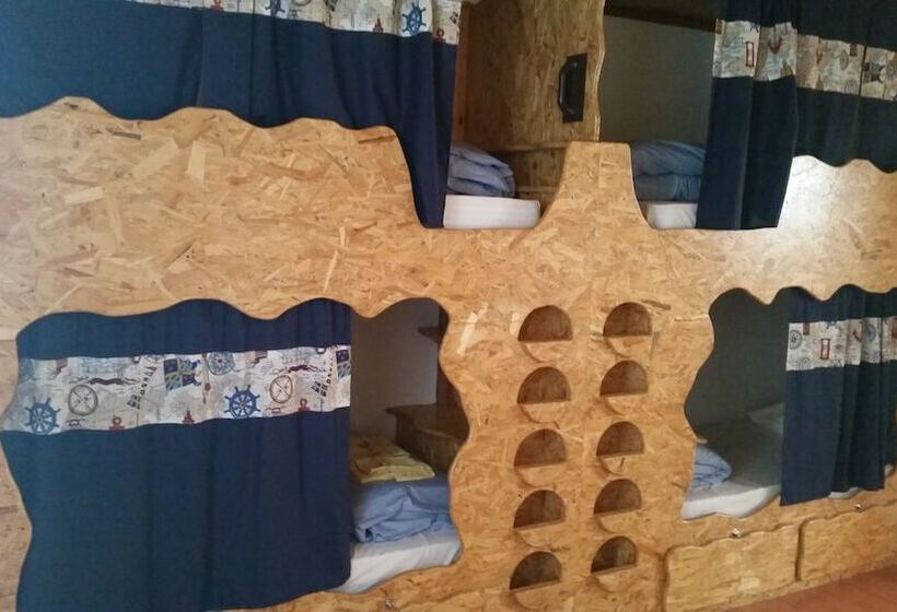 Guest House Host O Morro   Hostel