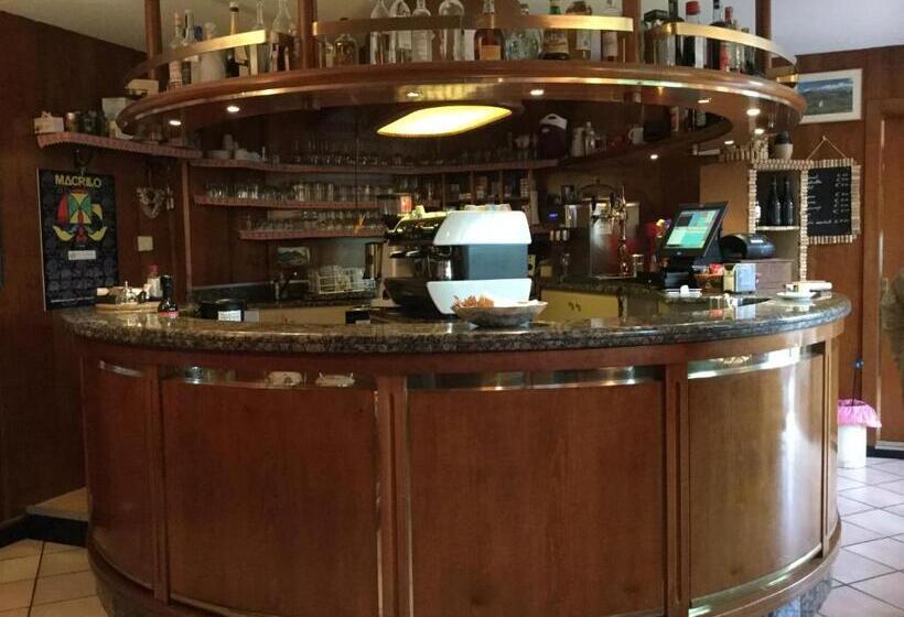 호텔 Albergo Ciori