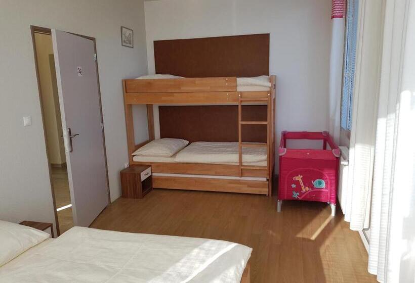 ホテル Country House Reem