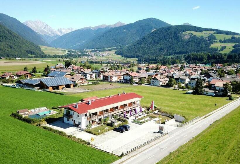 בית מלון כפרי Lerchnhof