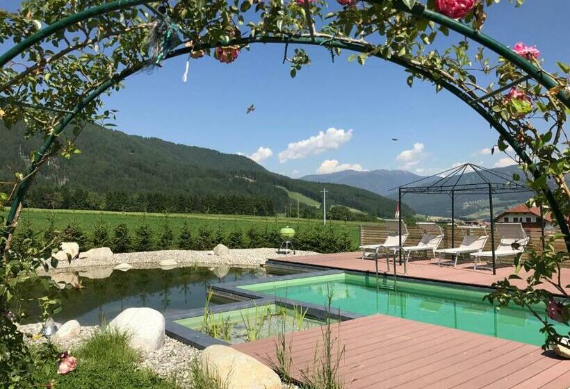 בית מלון כפרי Lerchnhof