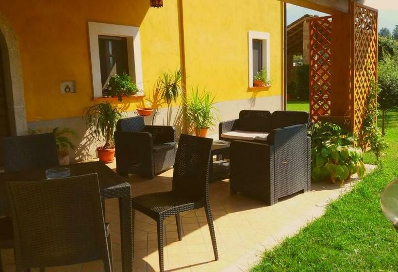 בית מלון כפרי Viale Dei Ciliegi