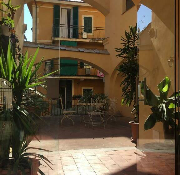 بنسيون Al Castello Affittacamere