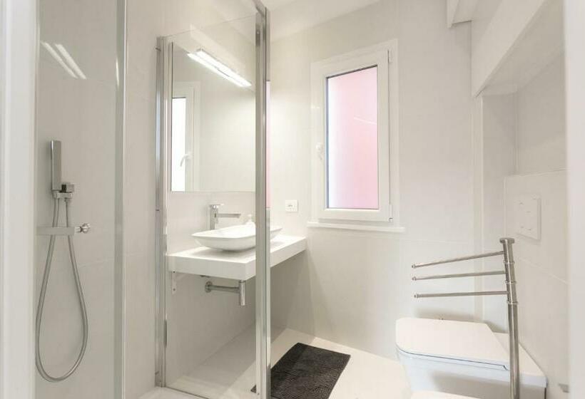 ペンション Al Molo Sea View Rooms