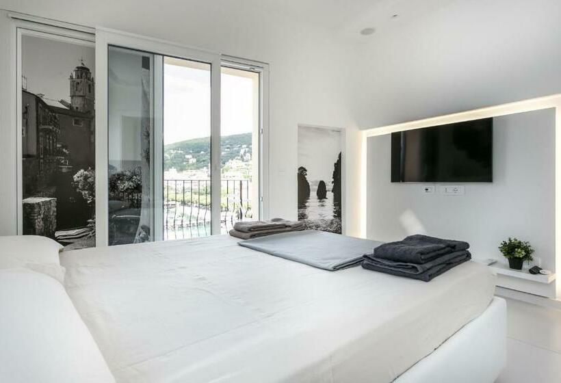 ペンション Al Molo Sea View Rooms