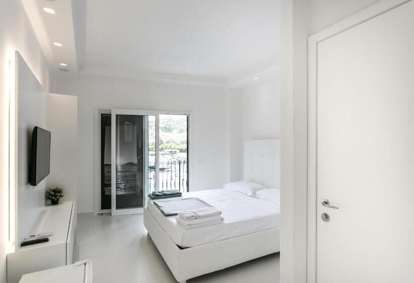 ペンション Al Molo Sea View Rooms