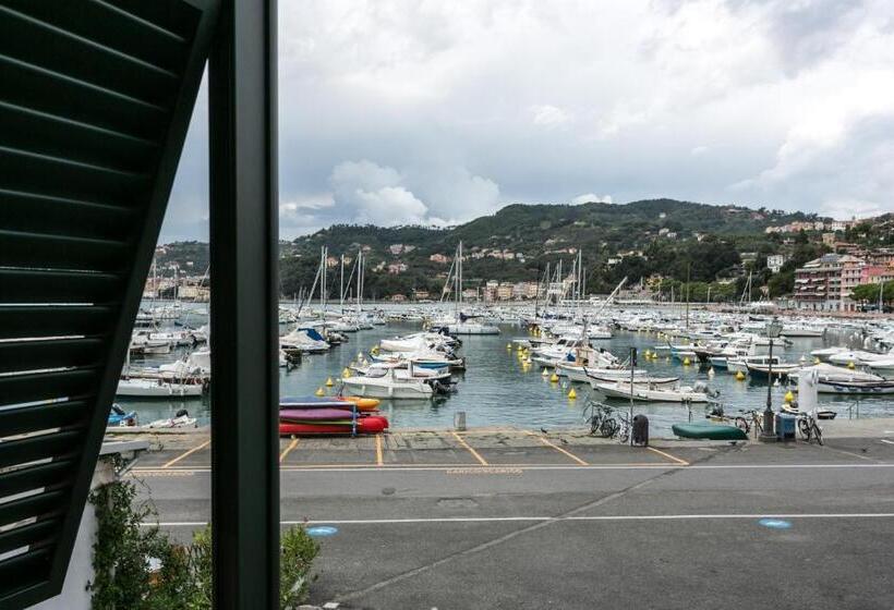 ペンション Al Molo Sea View Rooms