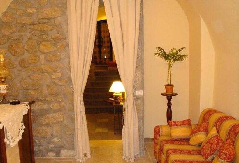 بنسيون Appartamento Antica Acropoli