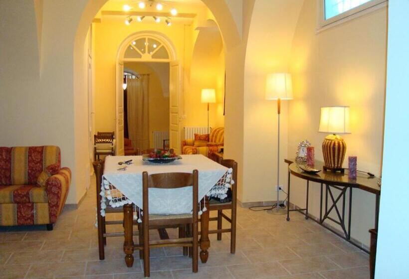 بنسيون Appartamento Antica Acropoli