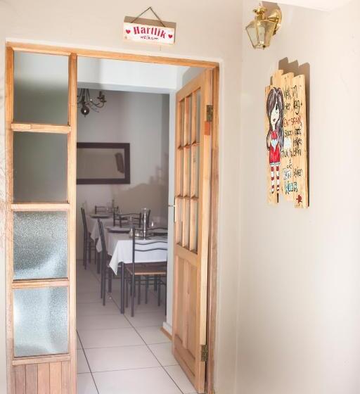 بنسيون Avondsrus Guesthouse