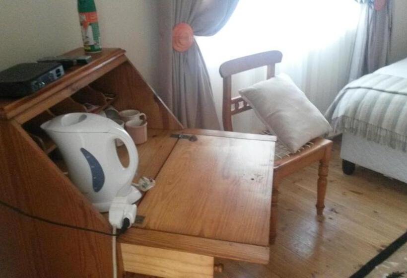 بنسيون Avondsrus Guesthouse