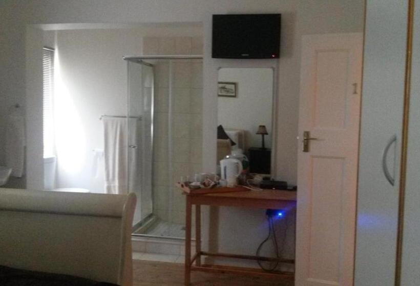 بنسيون Avondsrus Guesthouse