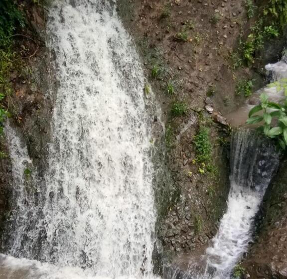 פנסיון Ban Suan Sukjai Mae Sariang