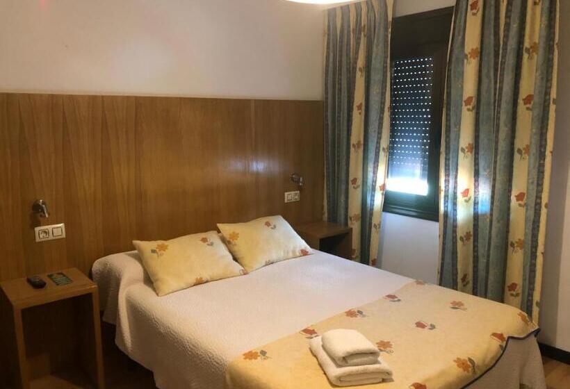 بنسيون Casa Blanco Conde