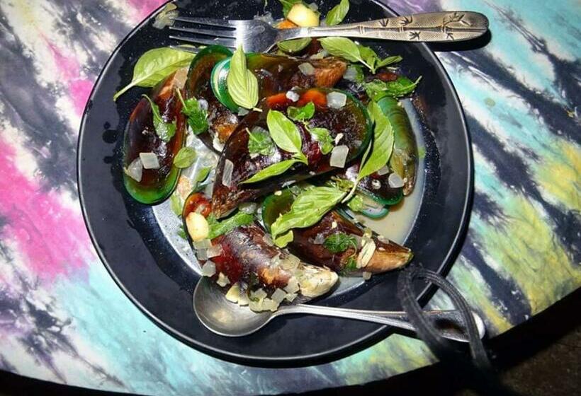 بنسيون Dugong Koh Sukorn