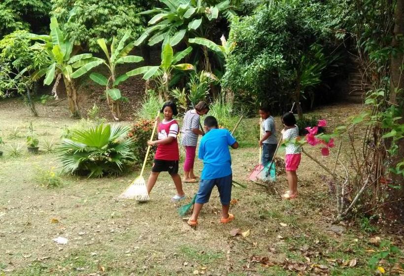بنسيون Dugong Koh Sukorn