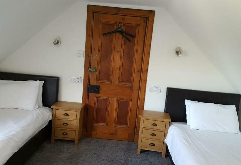 Пансион Dunskaith Villa