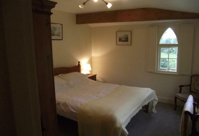 Пансион Glyn Arthur Lodge