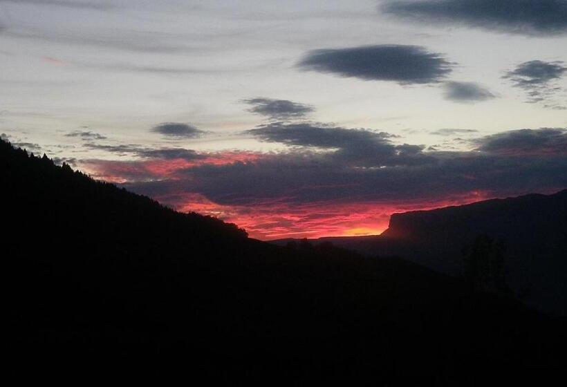 膳宿费 Gîte Le Cerf De Belledonne