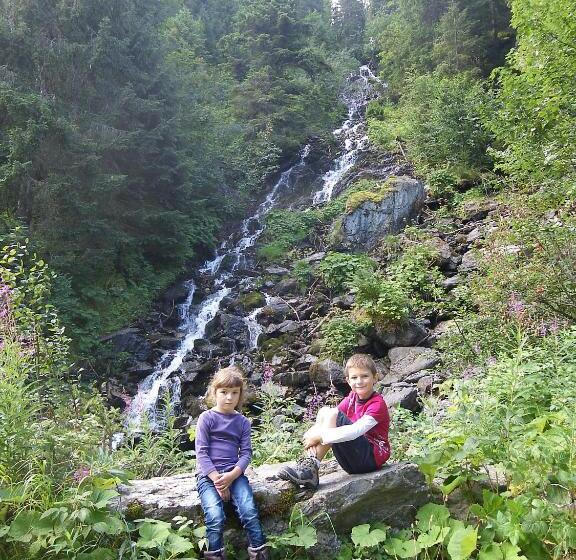 膳宿费 Gîte Le Cerf De Belledonne