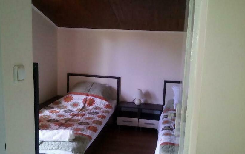 پانسیون Guest Rooms Voneshcha Voda