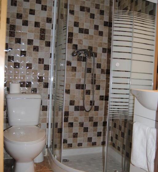 بنسيون Hostal ávila