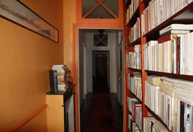 بنسيون La Maison Bleue