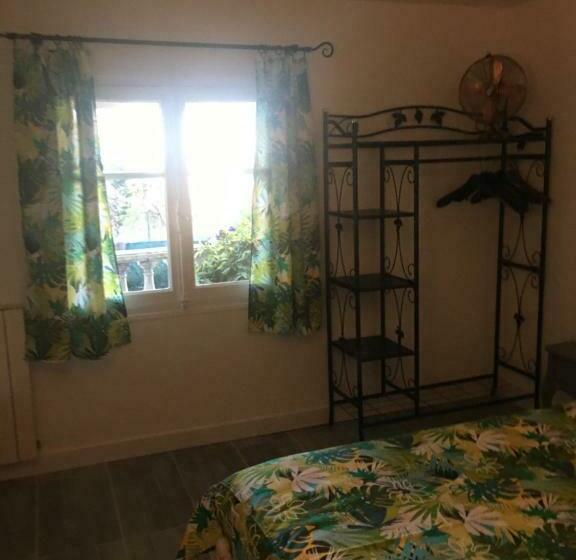 פנסיון La Nectarine