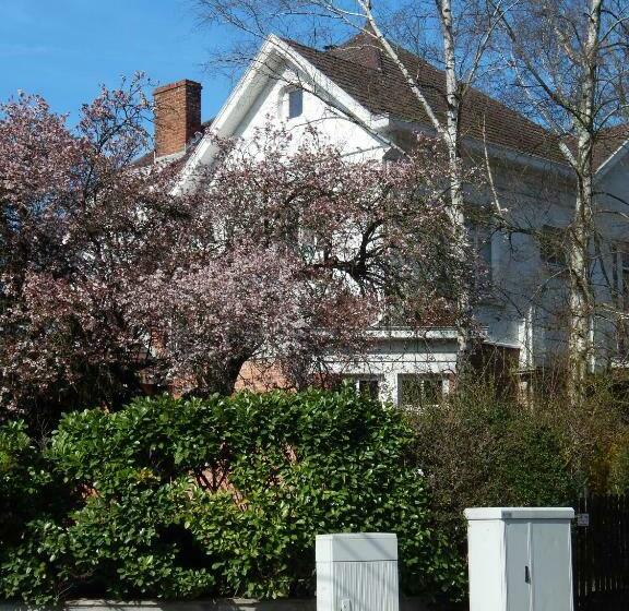 Пансион Les Remparts