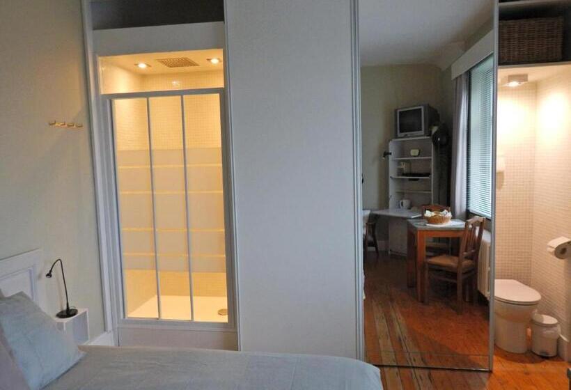 Пансион Les Remparts