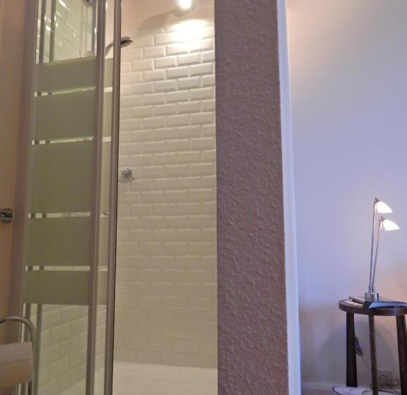 Пансион Les Remparts