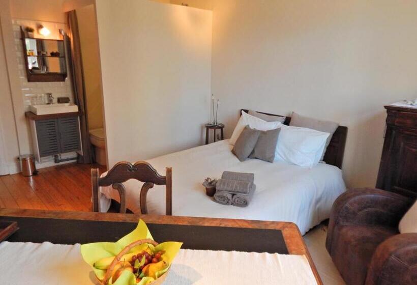 Пансион Les Remparts